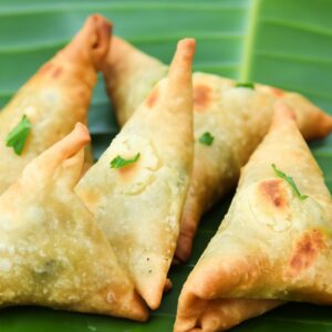 samosa, indian, fried-8303211.jpg